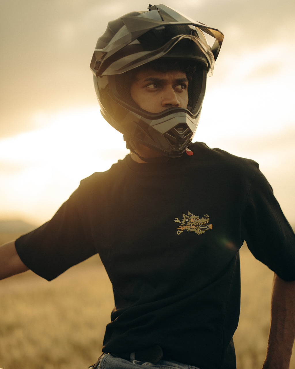 HOWLIN MOTORS T-SHIRT