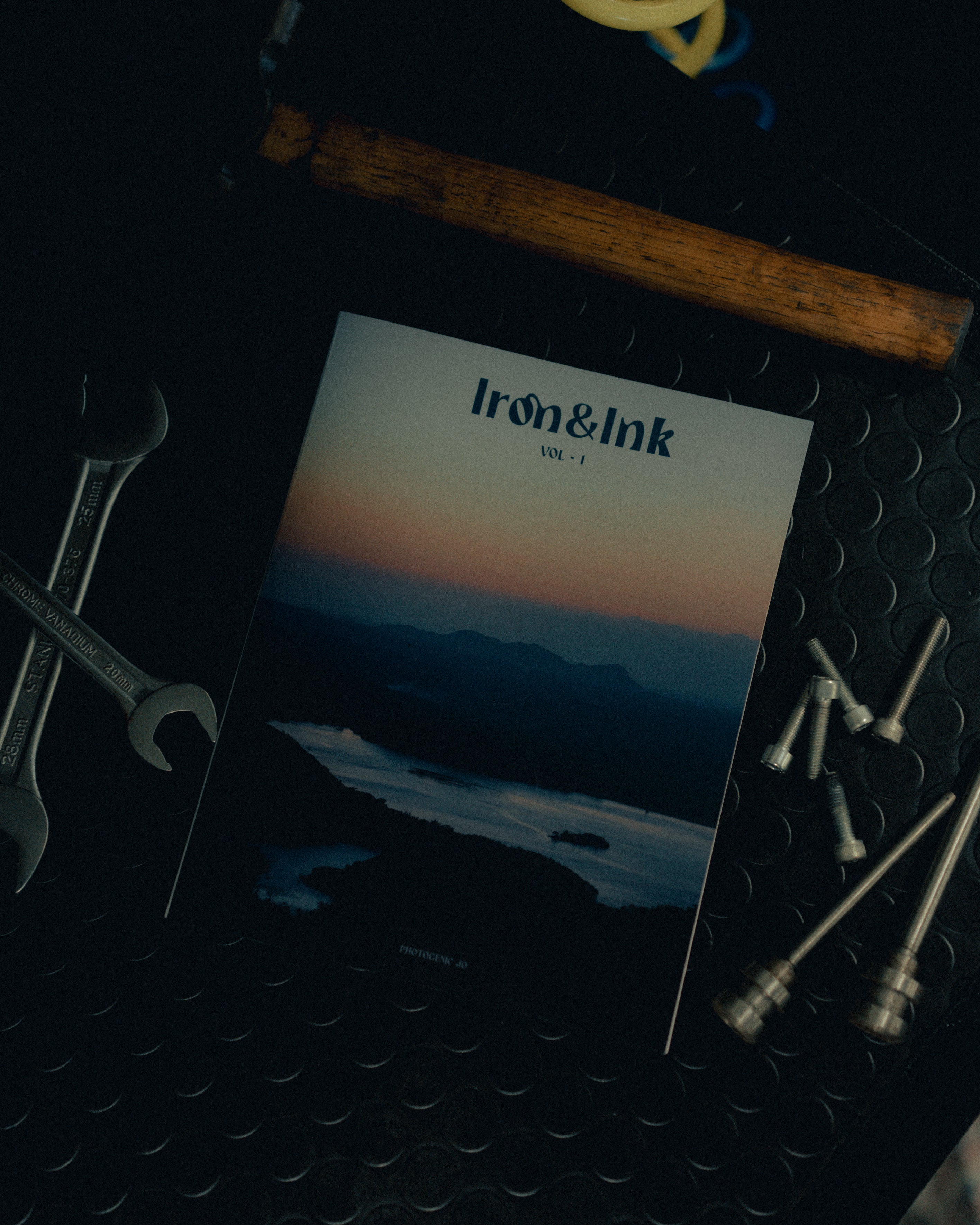 IRON&INK MAGAZINE VOL 1